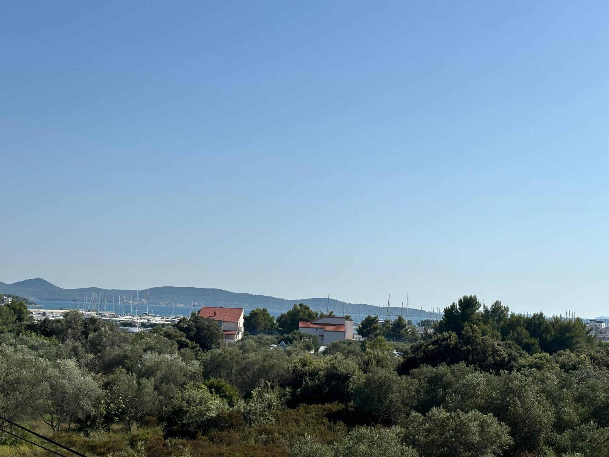 Apartments N&M Sukošan エクステリア 写真