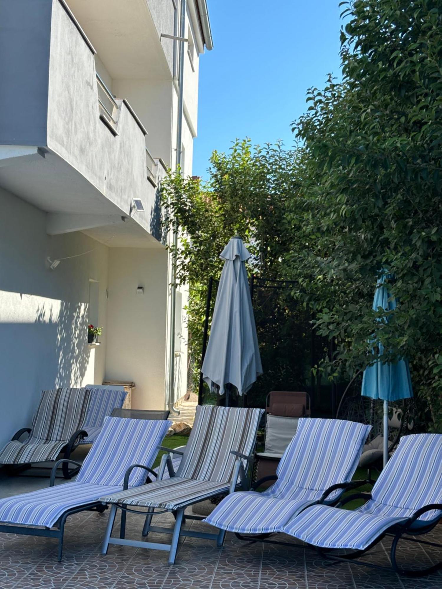 Apartments N&M Sukošan エクステリア 写真