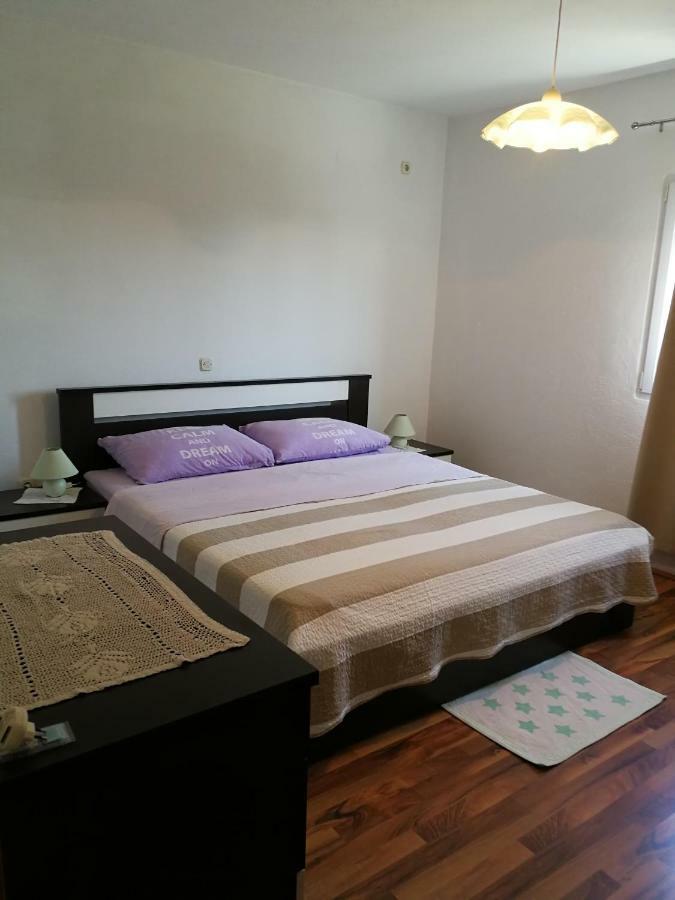 Apartments N&M Sukošan エクステリア 写真