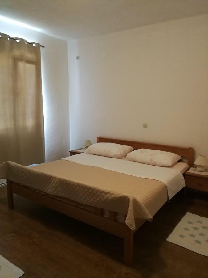 Apartments N&M Sukošan エクステリア 写真