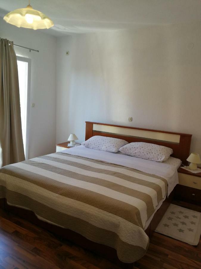 Apartments N&M Sukošan エクステリア 写真